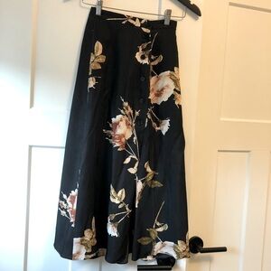Aritzia Wilfred Floral Button Skirt​​​​​​​